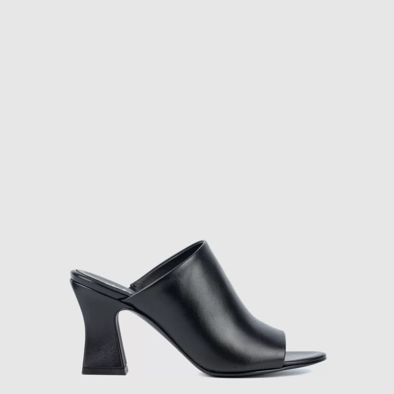 Women Aquatalia Heels | Carmina Black