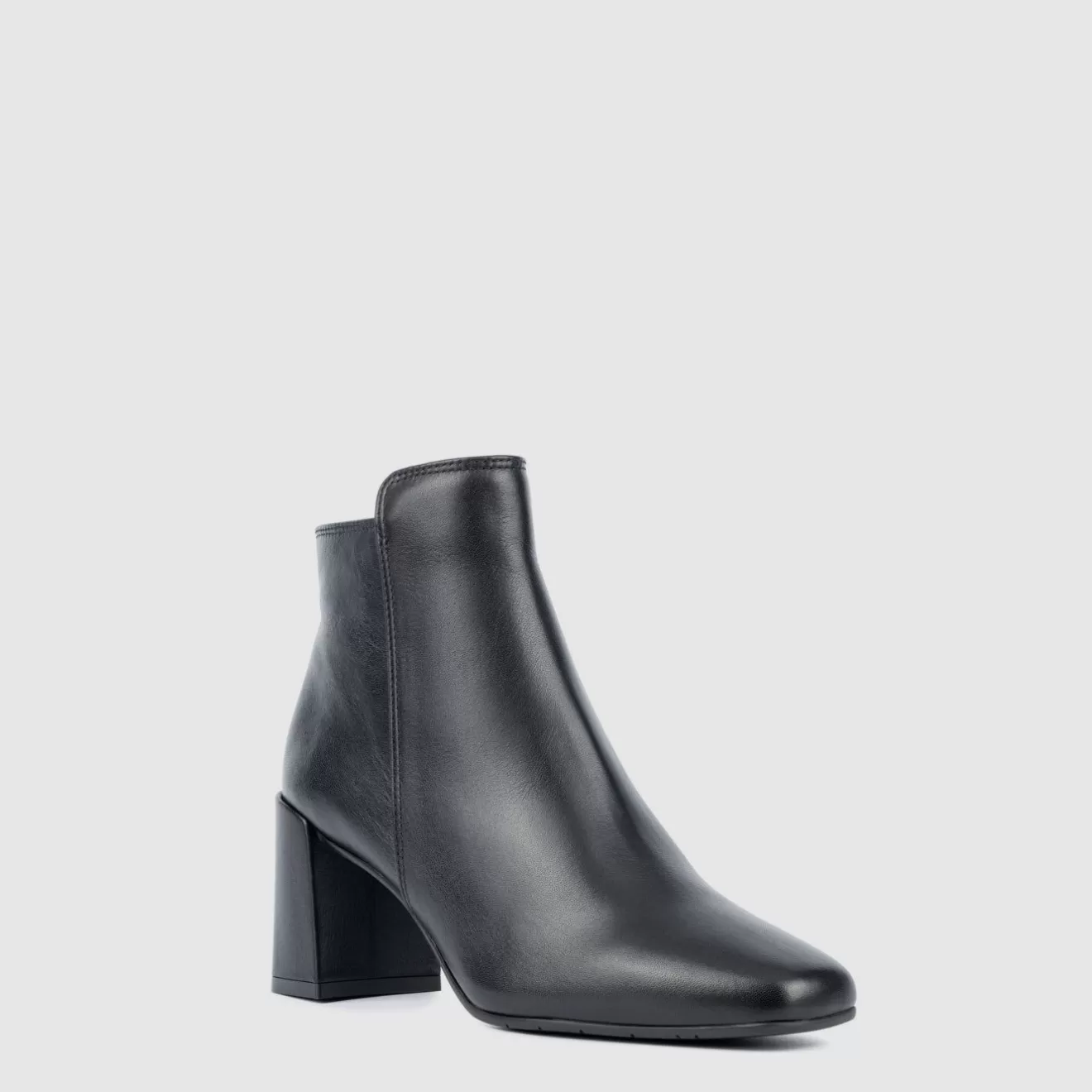 Women Aquatalia Boots | Dolora Black