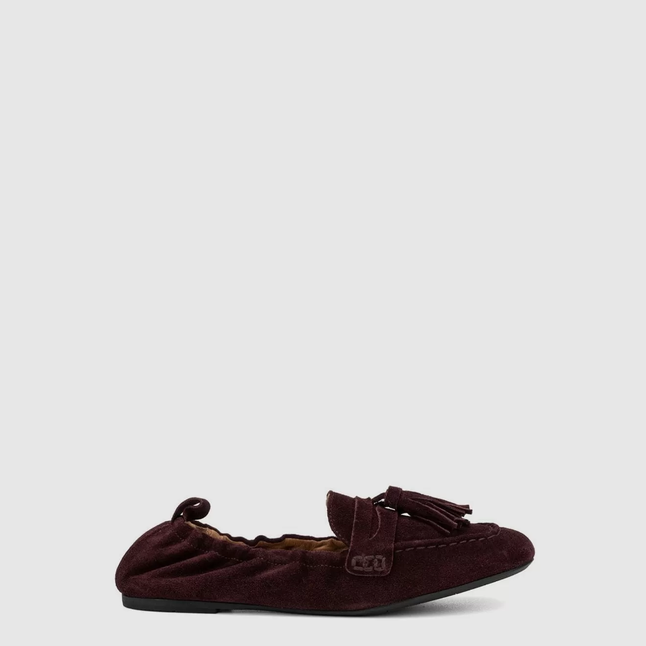 Women Aquatalia Flats | Journee Wine