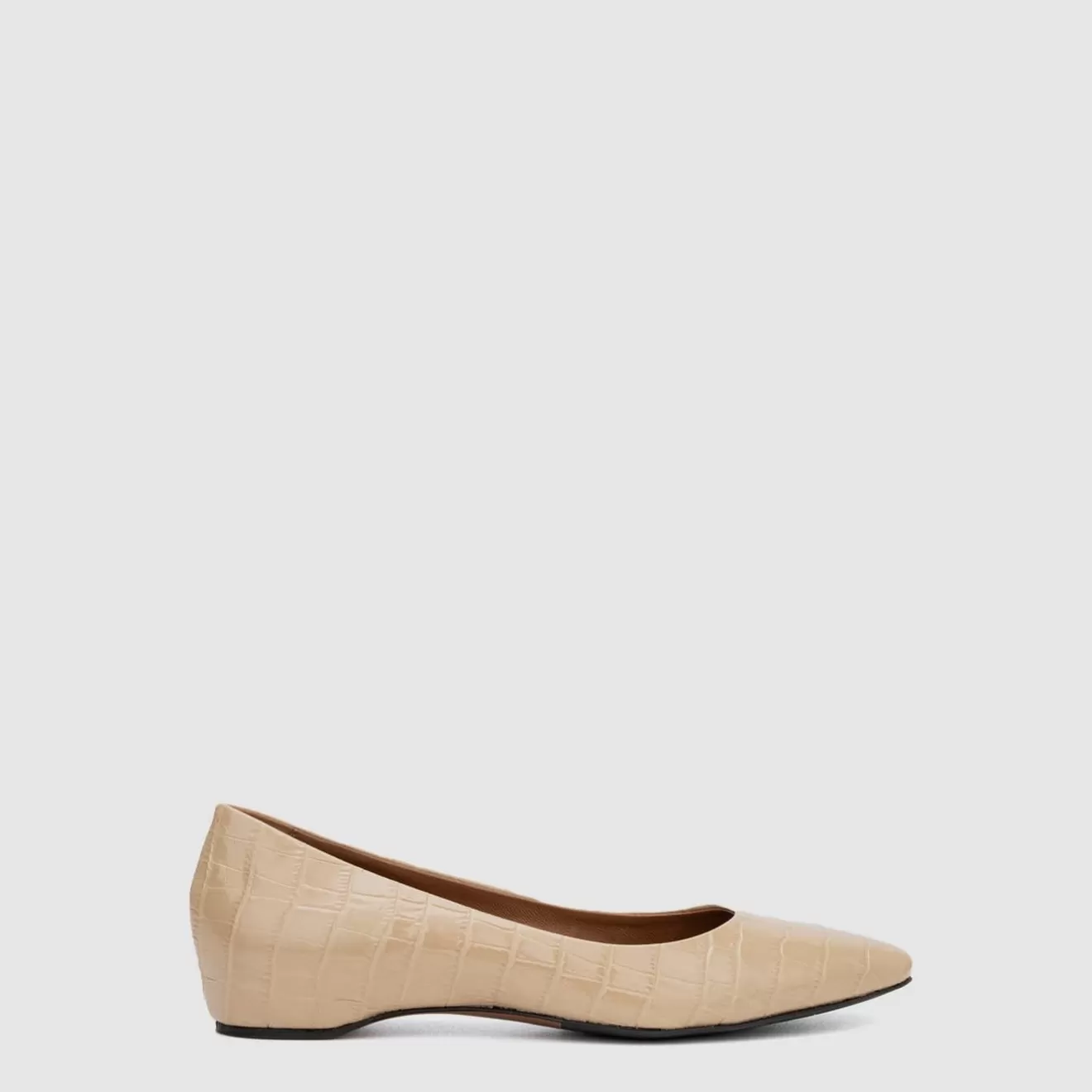 Women Aquatalia Flats | Marcella Beige