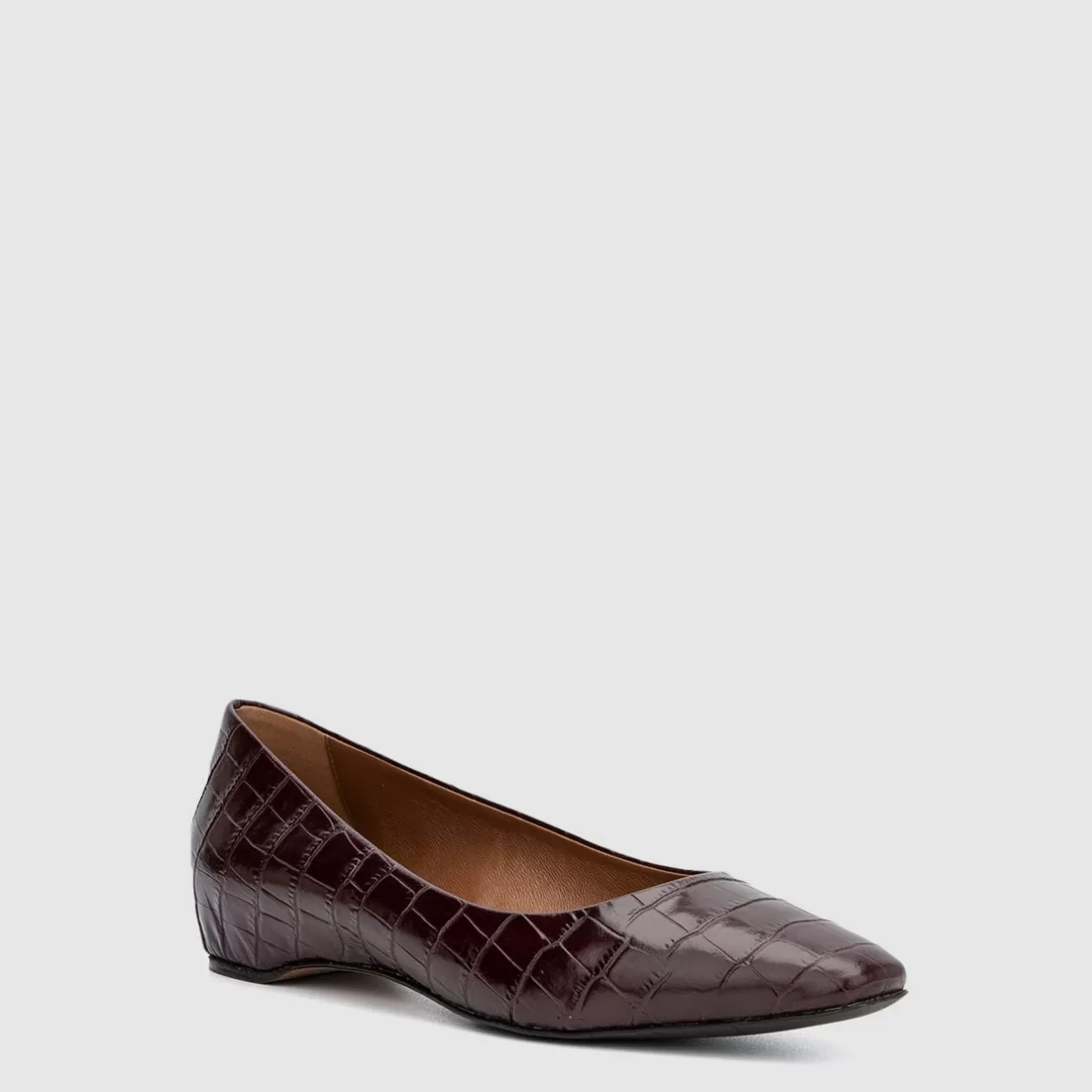 Women Aquatalia Flats | Marcella Deep Wine