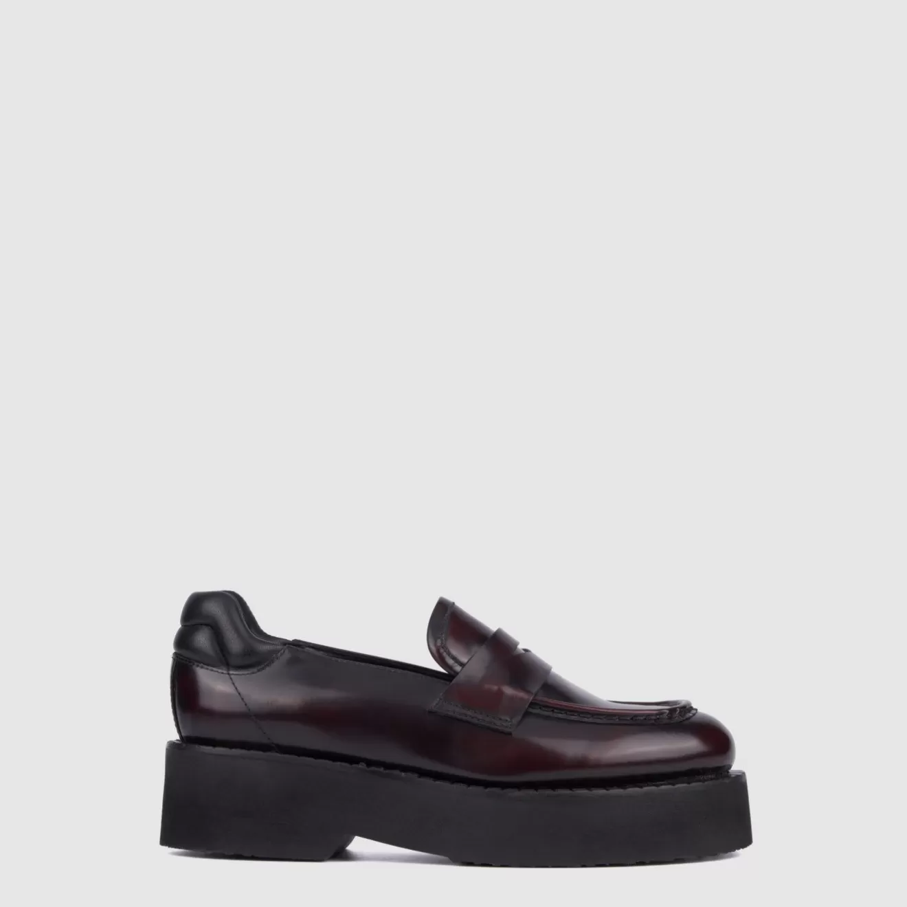 Women Aquatalia Flats | Marta Deep Wine/Black