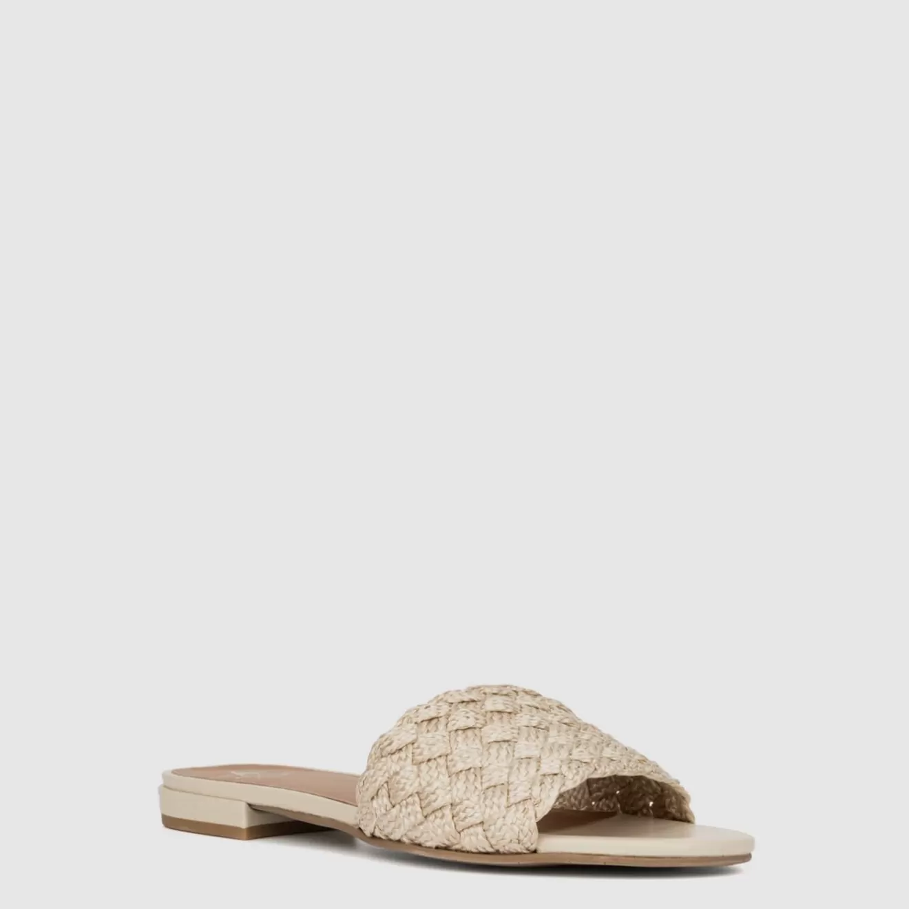 Women Aquatalia Sandals | Tatia Light Beige