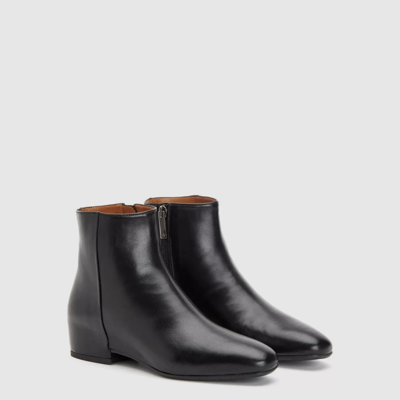 Women Aquatalia Boots | Ulyssaa Black